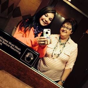 Meet your Posher, Carol lee